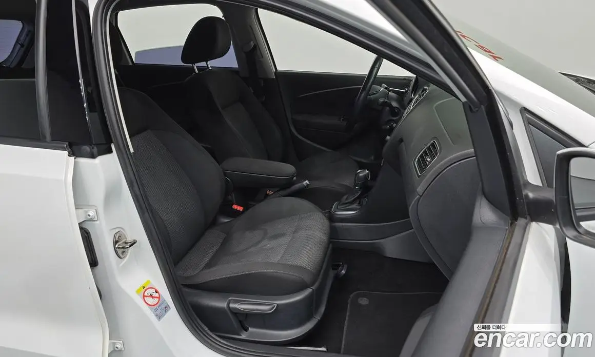 Volkswagen Polo 2016 1.4 автомат (гидро), фото 12