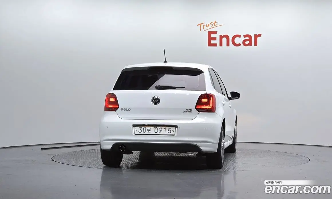 Volkswagen Polo 2016 1.4 автомат (гидро), фото 4