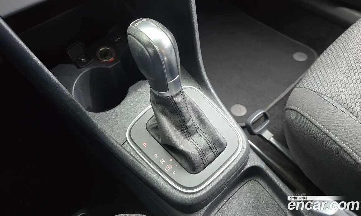Volkswagen Polo 2016 1.4 автомат (гидро), фото 9