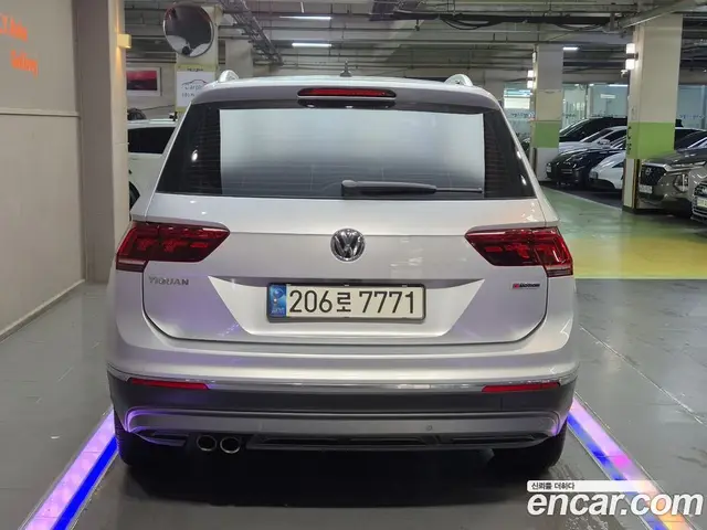 Volkswagen Tiguan 2018 2.0 автомат (гидро), миниатюра 4