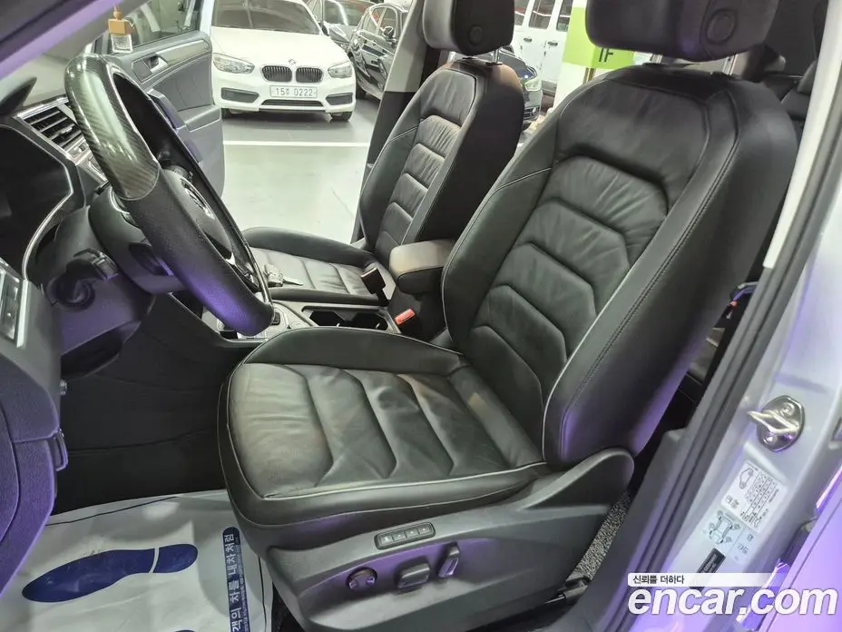Volkswagen Tiguan 2018 2.0 автомат (гидро), фото 6