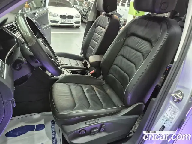 Volkswagen Tiguan 2018 2.0 автомат (гидро), миниатюра 6