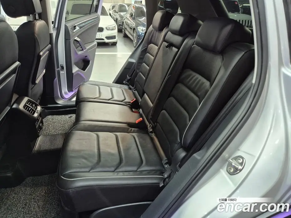 Volkswagen Tiguan 2018 2.0 автомат (гидро), фото 7