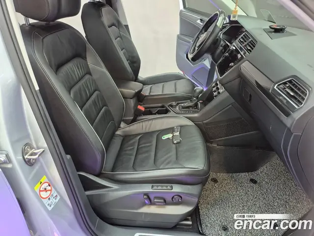 Volkswagen Tiguan 2018 2.0 автомат (гидро), миниатюра 9