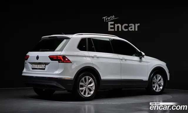 Volkswagen Tiguan 2020 2.0 автомат (гидро), миниатюра 2