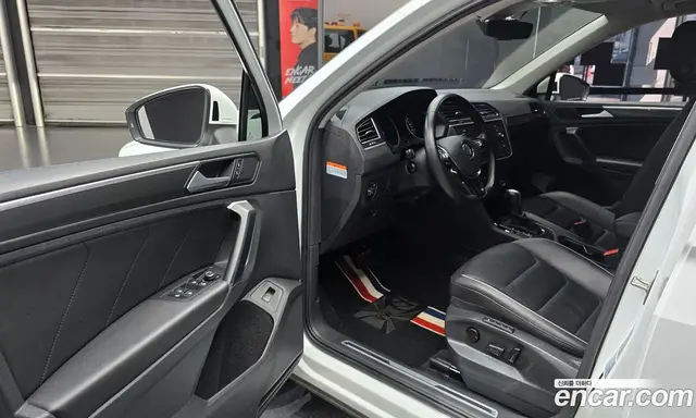 Volkswagen Tiguan 2020 2.0 автомат (гидро), миниатюра 10