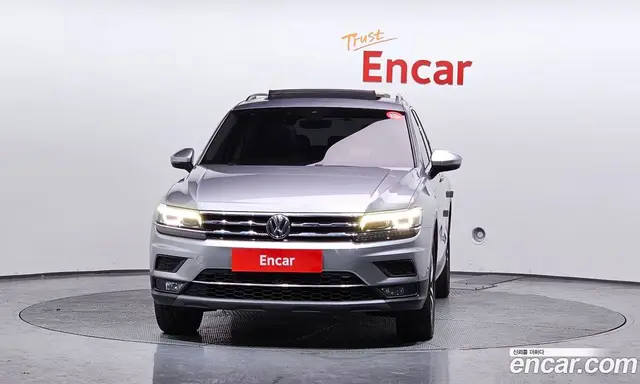 Volkswagen Tiguan 2020 2.0 автомат (гидро), миниатюра 3