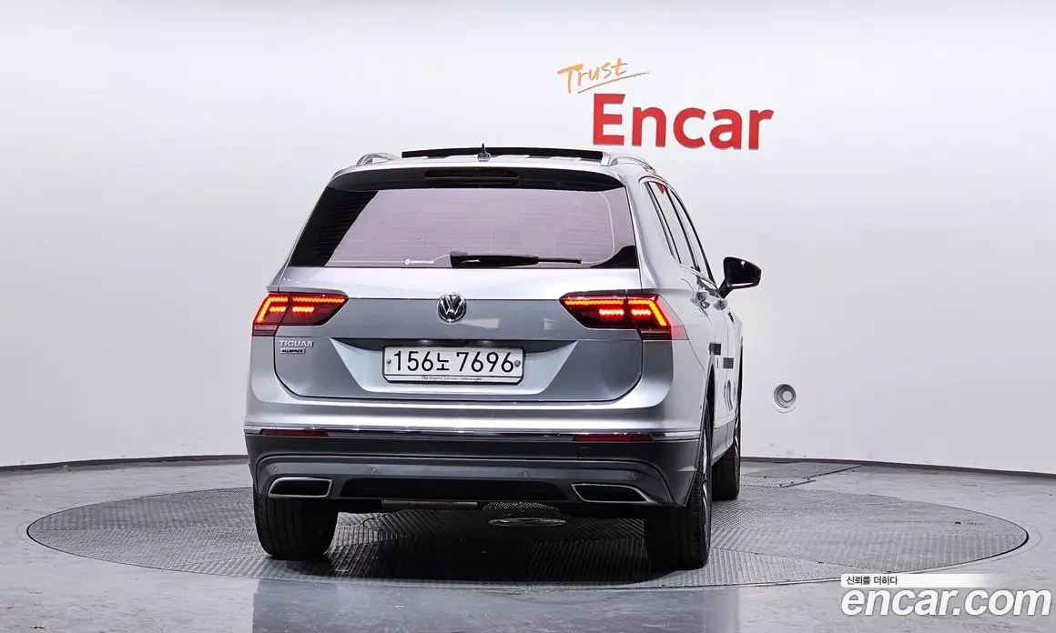 Volkswagen Tiguan 2020 2.0 автомат (гидро), фото 4