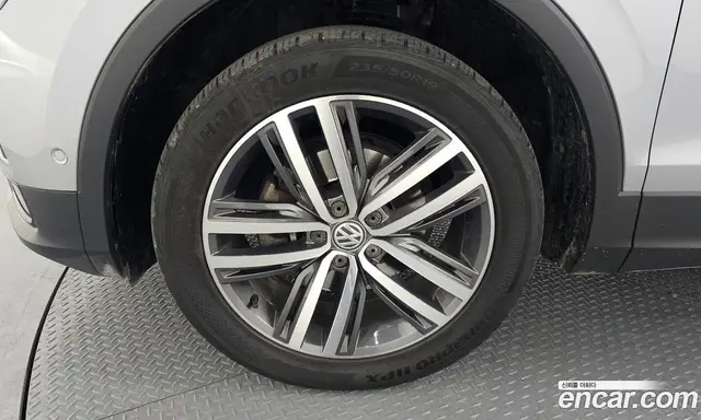 Volkswagen Tiguan 2020 2.0 автомат (гидро), миниатюра 5