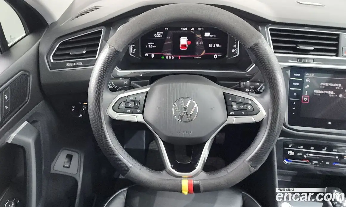 Volkswagen Tiguan 2022 2.0 автомат (гидро), фото 19
