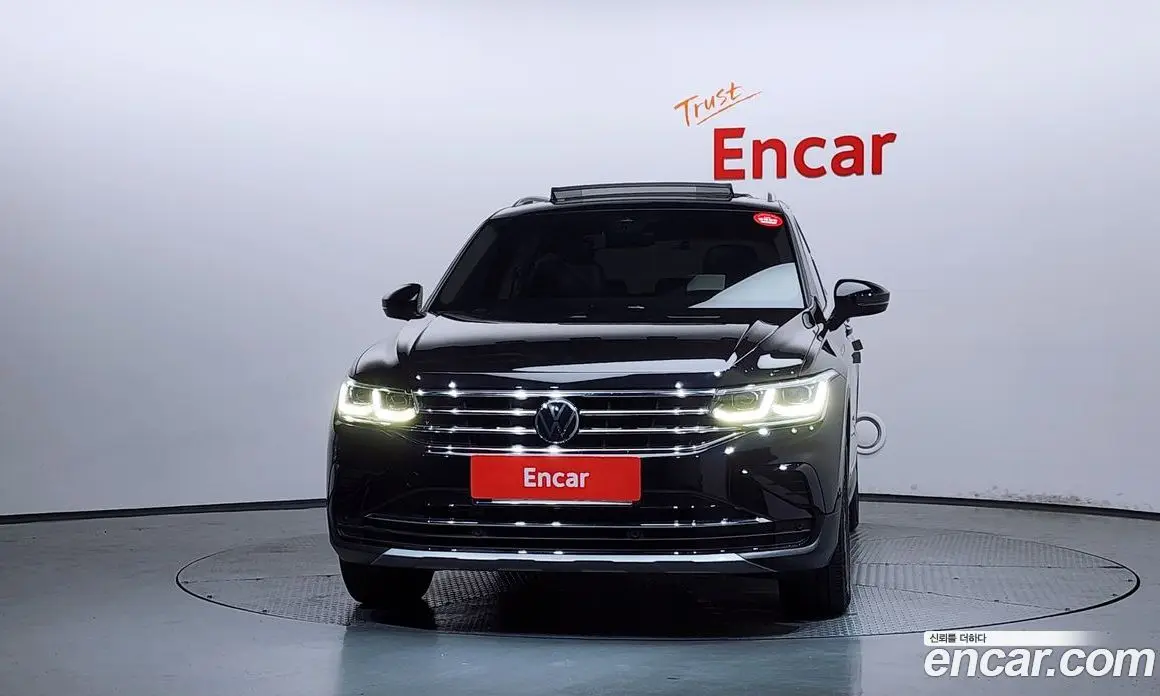 Volkswagen Tiguan 2022 2.0 автомат (гидро), фото 3
