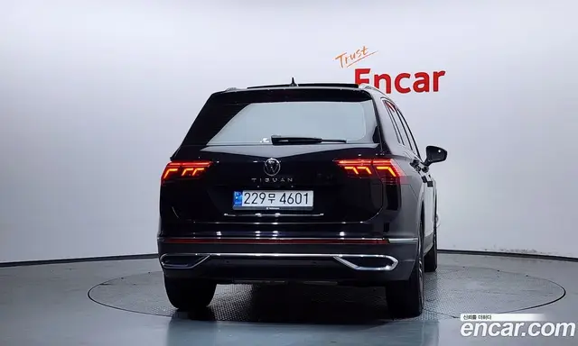 Volkswagen Tiguan 2022 2.0 автомат (гидро), миниатюра 4
