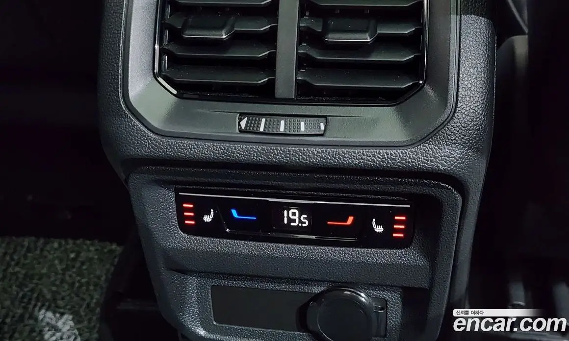 Volkswagen Tiguan 2022 2.0 автомат (гидро), фото 33