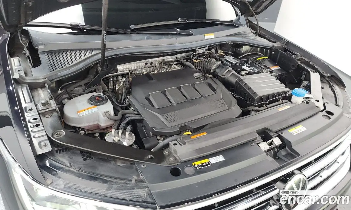 Volkswagen Tiguan 2022 2.0 автомат (гидро), фото 6