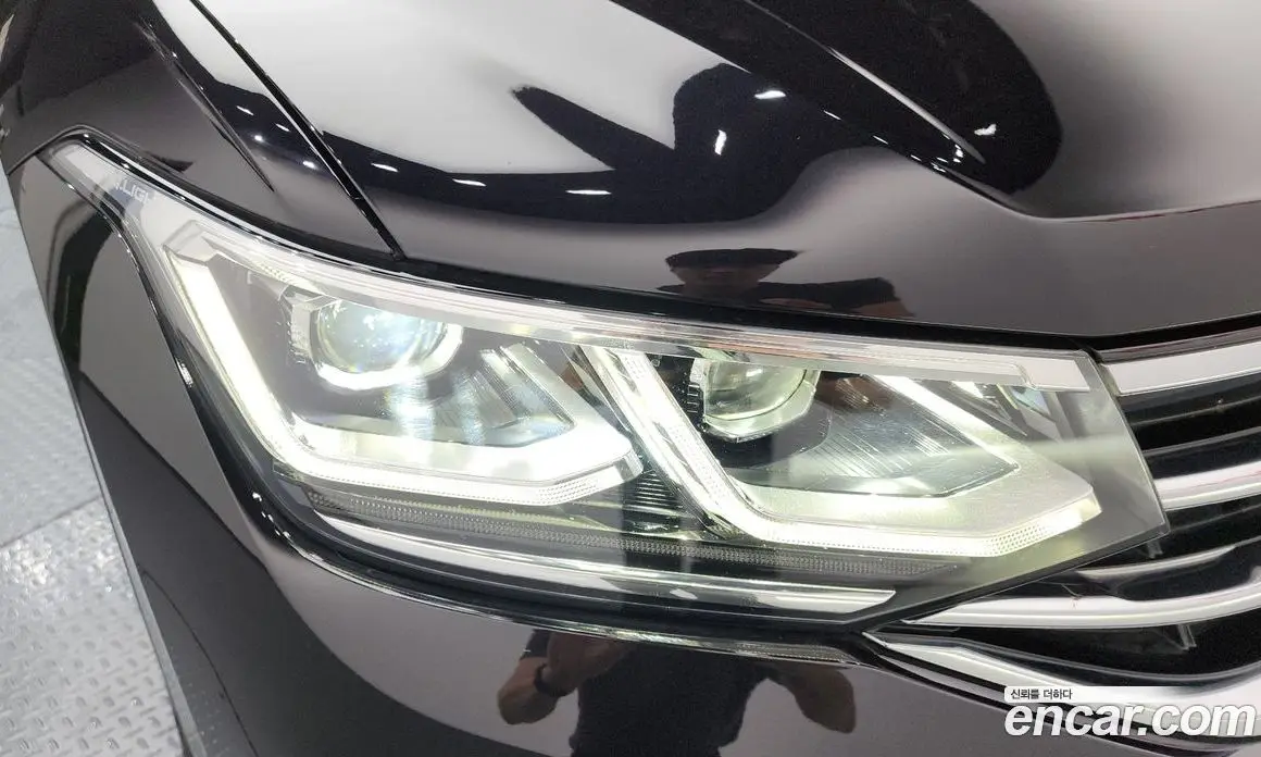 Volkswagen Tiguan 2022 2.0 автомат (гидро), фото 8