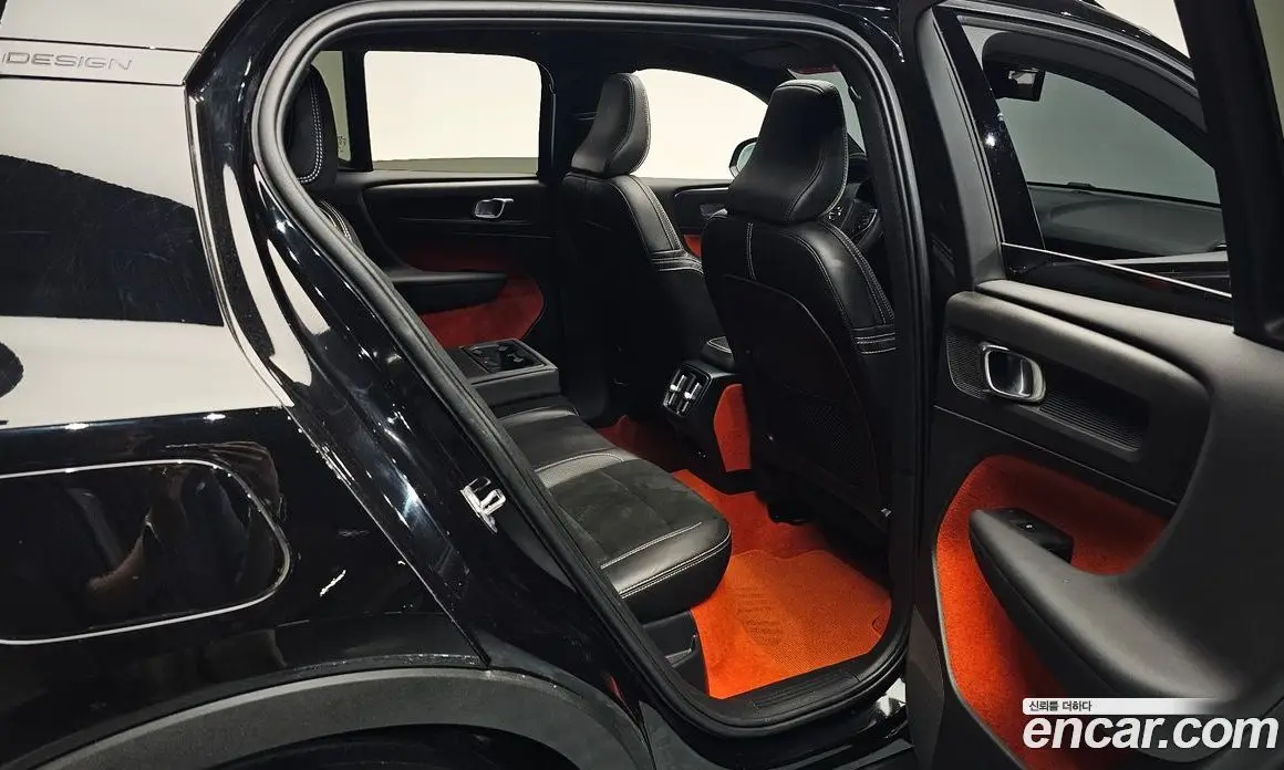 Volvo XC40 2020 2.0 автомат (гидро), фото 17