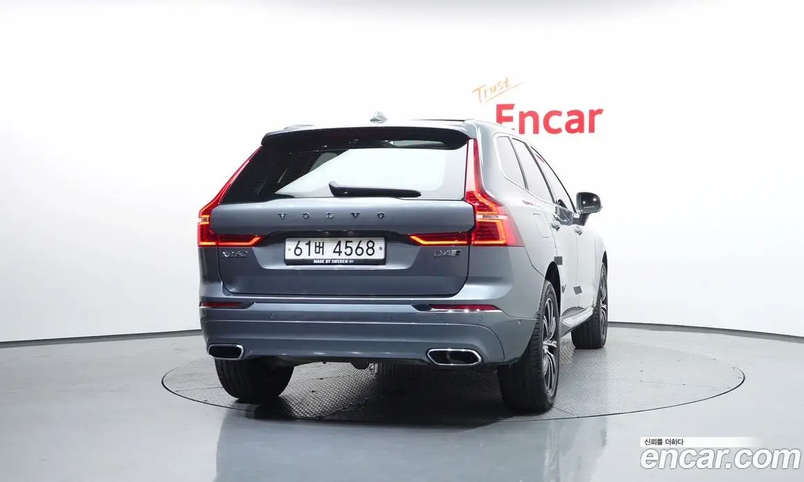 Volvo XC60 2018 2.0 автомат (гидро), фото 4