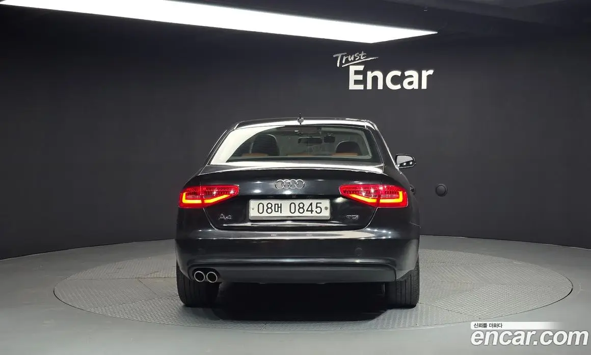 Audi A4 2015 2.0 автомат (гидро), фото 4