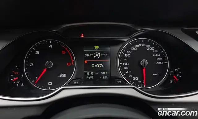 Audi A4 2015 2.0 автомат (гидро), миниатюра 8