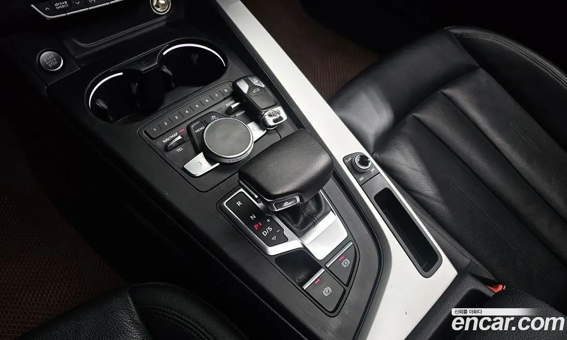 Audi A4 2016 2.0 автомат (гидро), фото 9