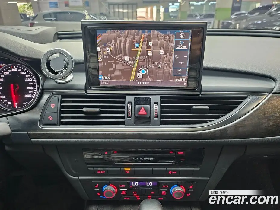 Audi A6 2018 2.0 автомат (гидро), фото 13