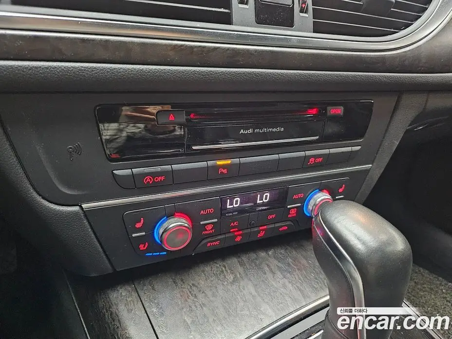 Audi A6 2018 2.0 автомат (гидро), фото 15