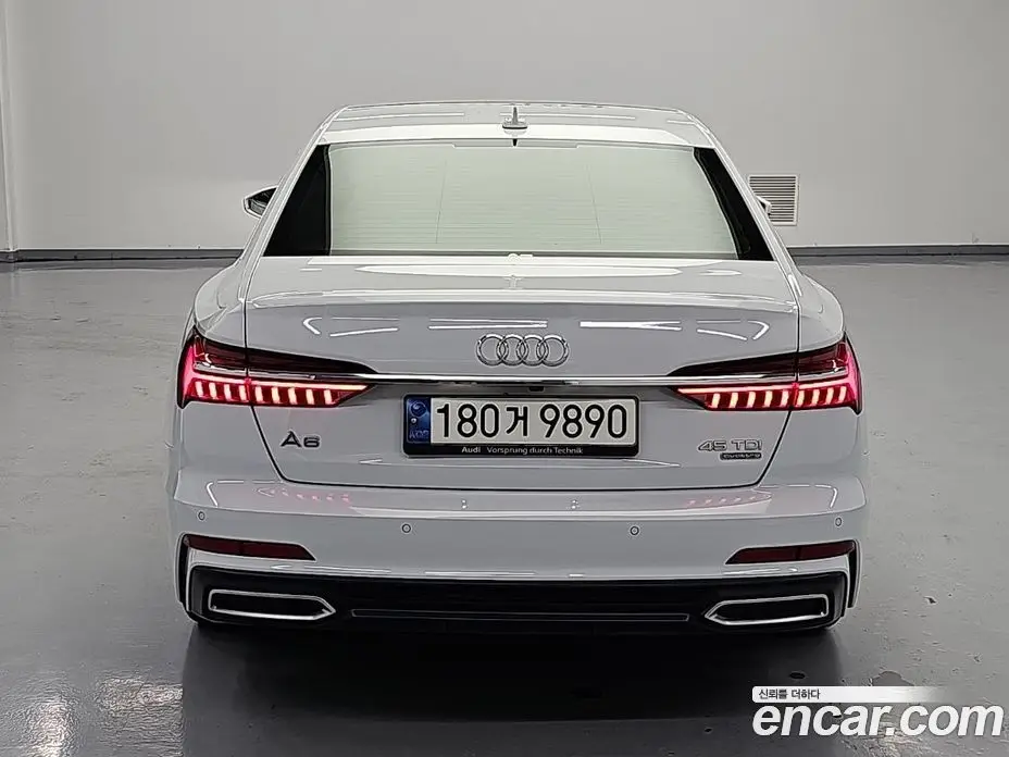 Audi A6 2021 3.0 автомат (гидро), фото 3