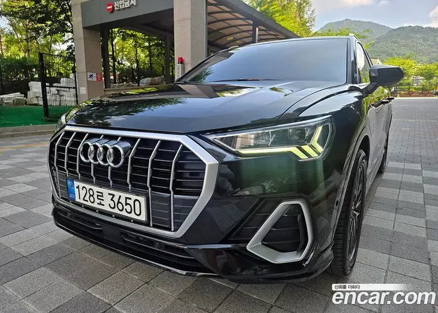 Audi Q3 2022 2.0 автомат (гидро), миниатюра 2
