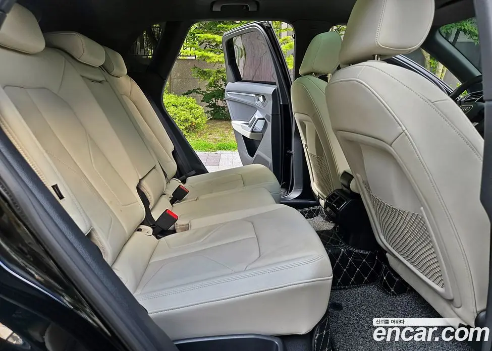 Audi Q3 2022 2.0 автомат (гидро), фото 12