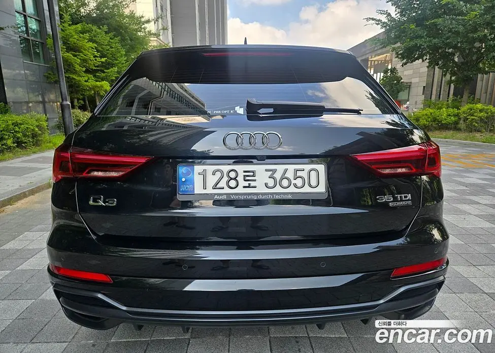 Audi Q3 2022 2.0 автомат (гидро), фото 5