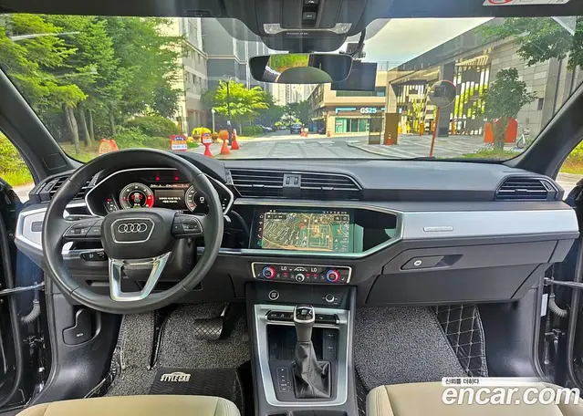 Audi Q3 2022 2.0 автомат (гидро), миниатюра 9