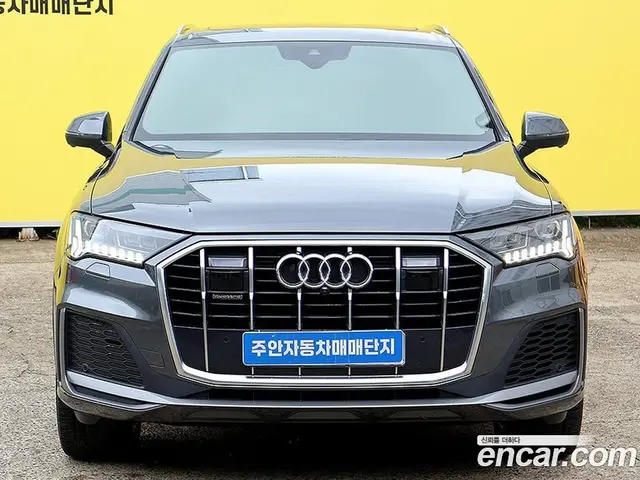 Audi Q7, 2021, 106 000 км
