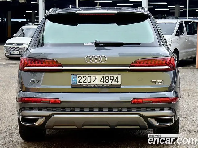 Audi Q7 2021 3.0 автомат (гидро), миниатюра 3