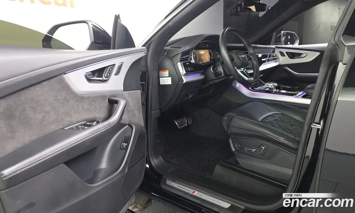 Audi Q8 2022 3.0 автомат (гидро), фото 10