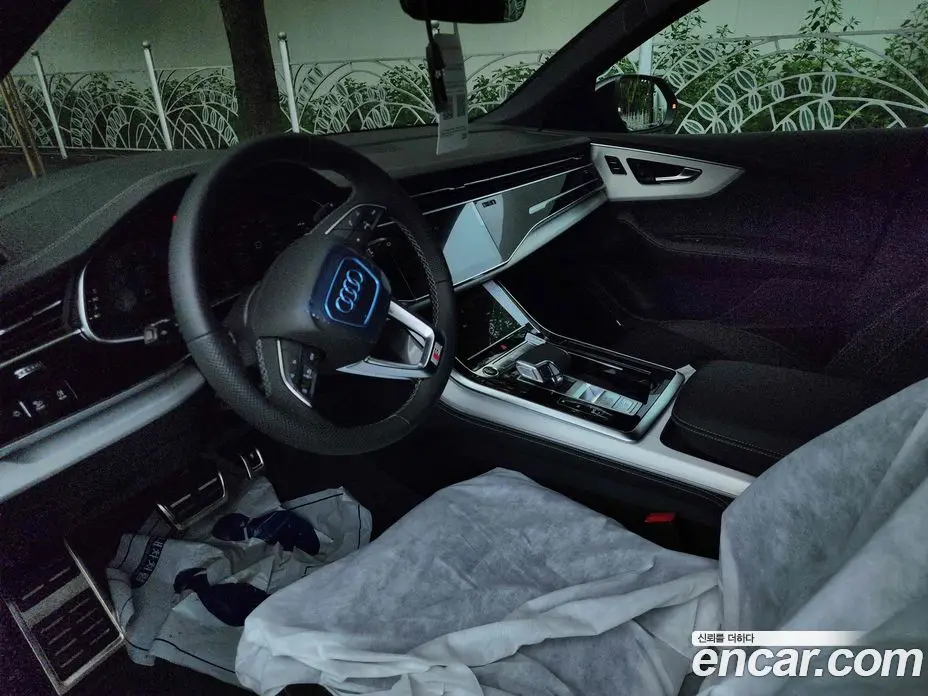 Audi Q8 2026 3.0 автомат (гидро), фото 10