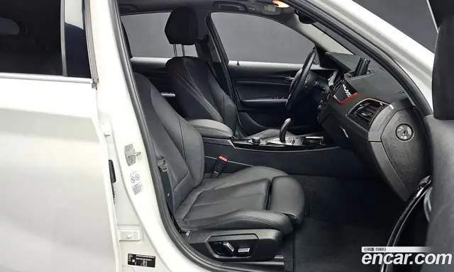 BMW 1 серия 2019 2.0 автомат (гидро), миниатюра 12