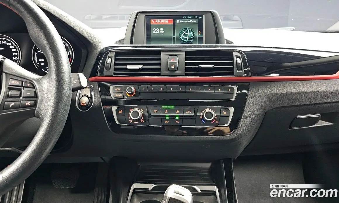 BMW 1 серия 2019 2.0 автомат (гидро), фото 14