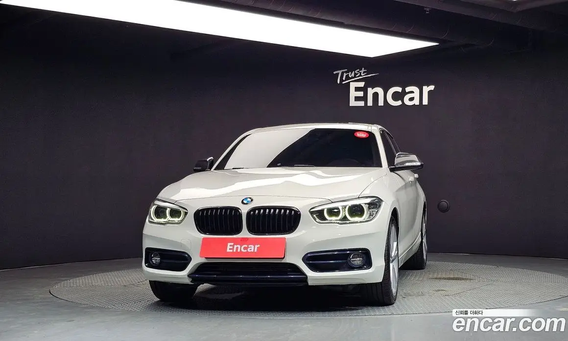 BMW 1 серия 2019 2.0 автомат (гидро), фото 3