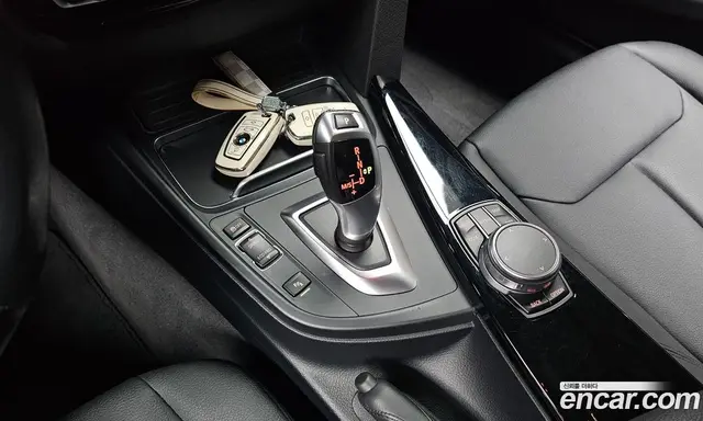 BMW 3 серия 2018 2.0 автомат (гидро), миниатюра 11