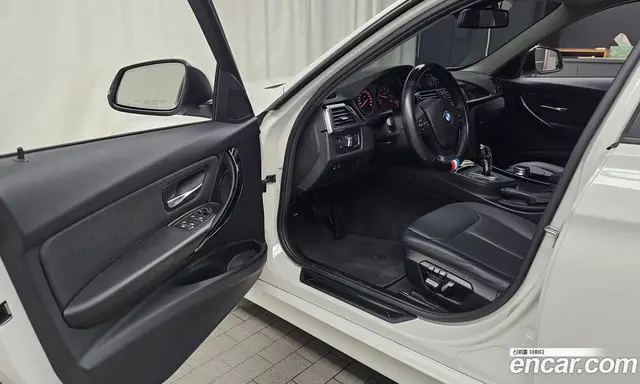 BMW 3 серия 2018 2.0 автомат (гидро), миниатюра 12
