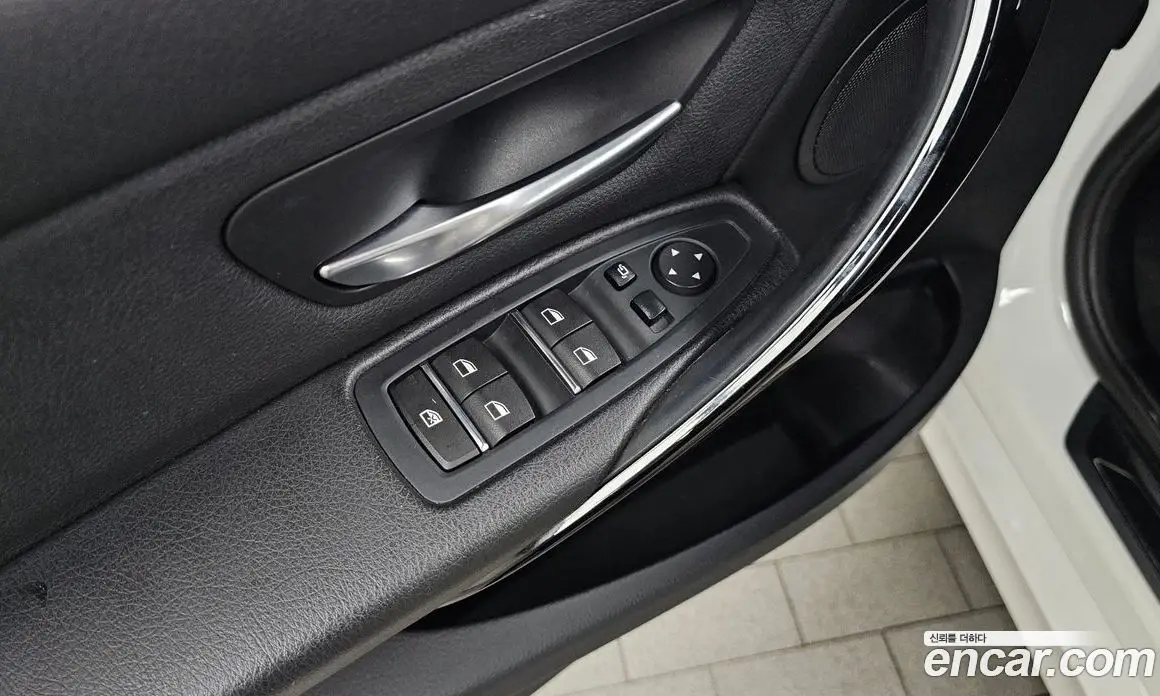BMW 3 серия 2018 2.0 автомат (гидро), фото 26