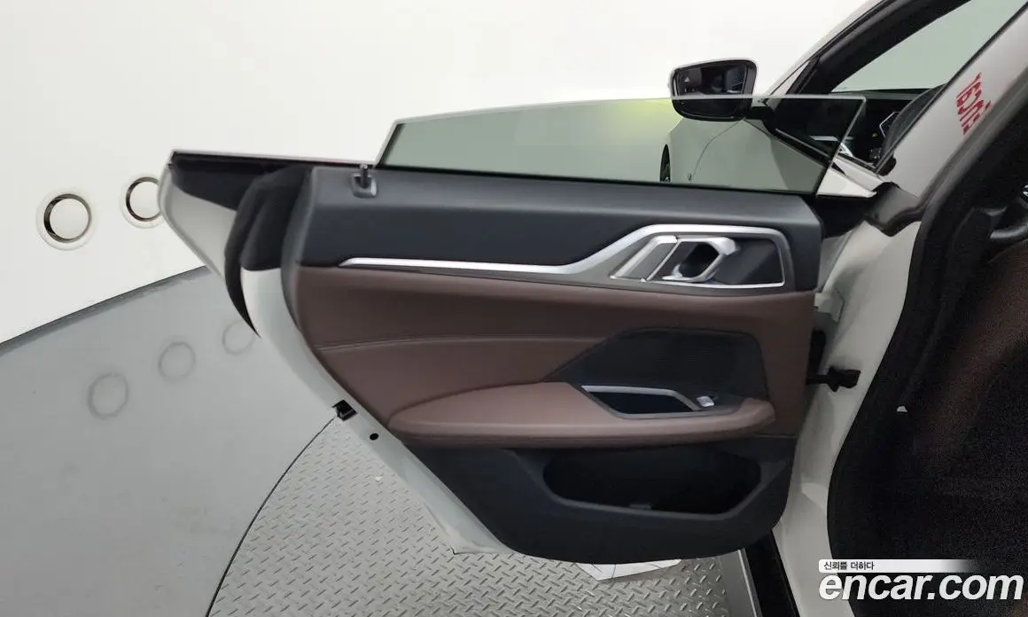 BMW 4 серия 2025 2.0 автомат (гидро), фото 14