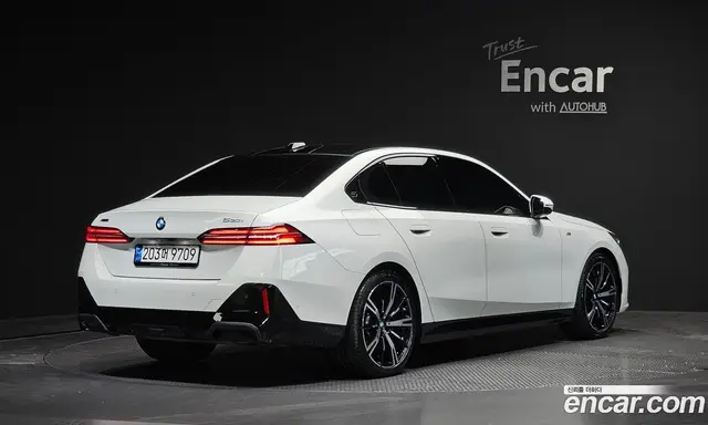 BMW 5 серия 2024 2.0 автомат (гидро), миниатюра 1