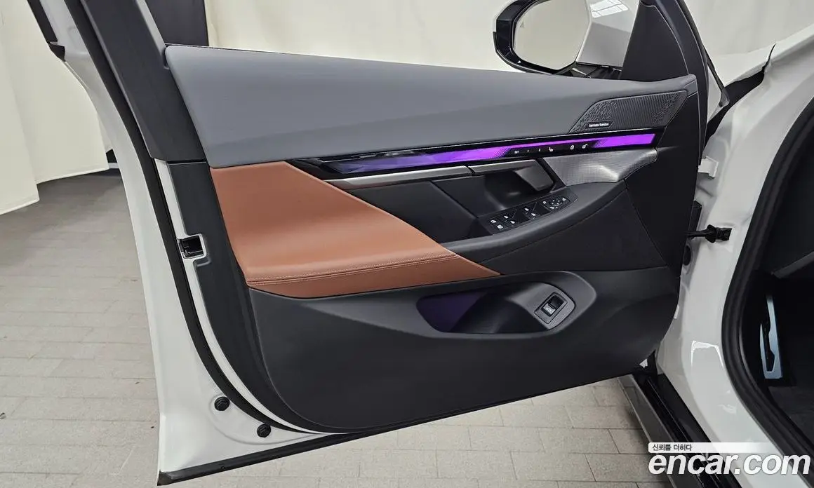 BMW 5 серия 2024 2.0 автомат (гидро), фото 13