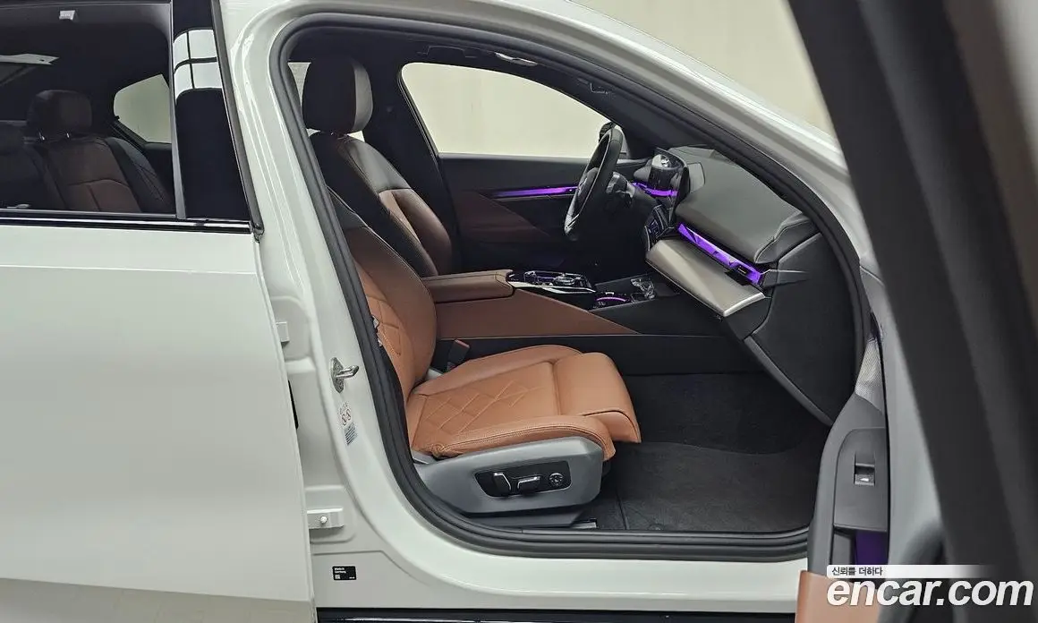 BMW 5 серия 2024 2.0 автомат (гидро), фото 15