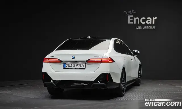 BMW 5 серия 2024 2.0 автомат (гидро), миниатюра 3