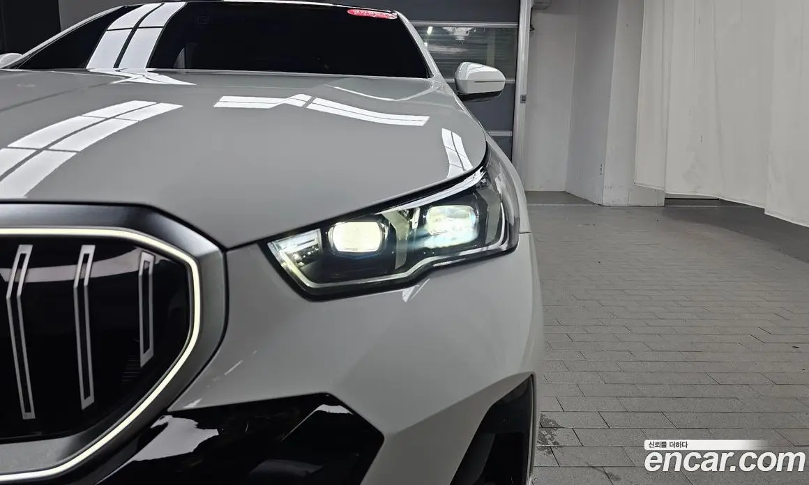 BMW 5 серия 2024 2.0 автомат (гидро), фото 7