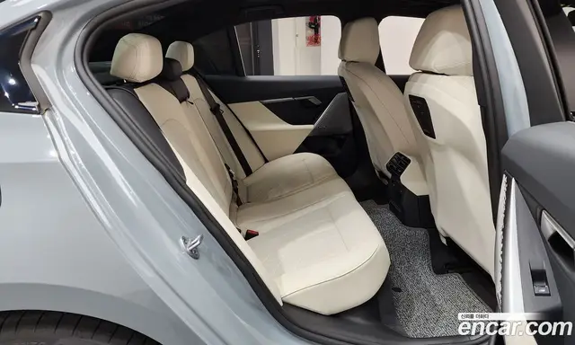BMW 5 серия 2025 2.0 автомат (гидро), миниатюра 12