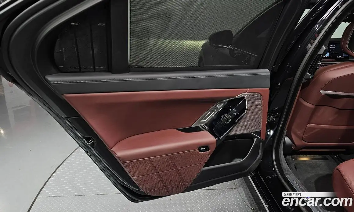 BMW 7 серия 2022 3.0 автомат (гидро), фото 14