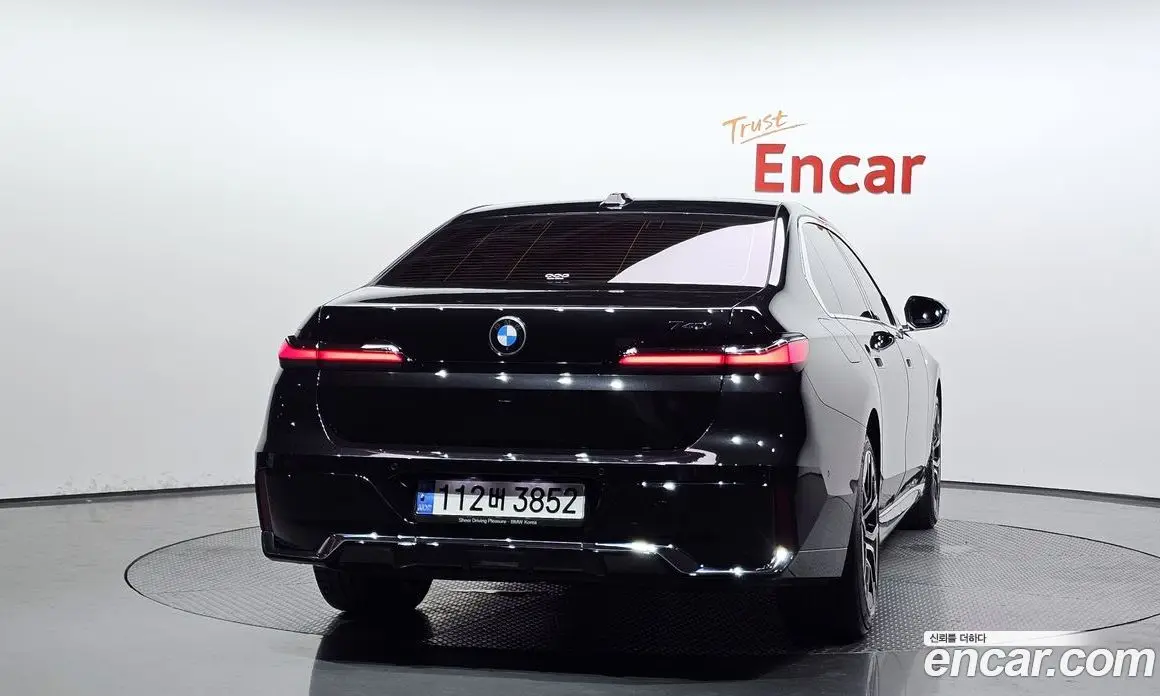 BMW 7 серия 2022 3.0 автомат (гидро), фото 3
